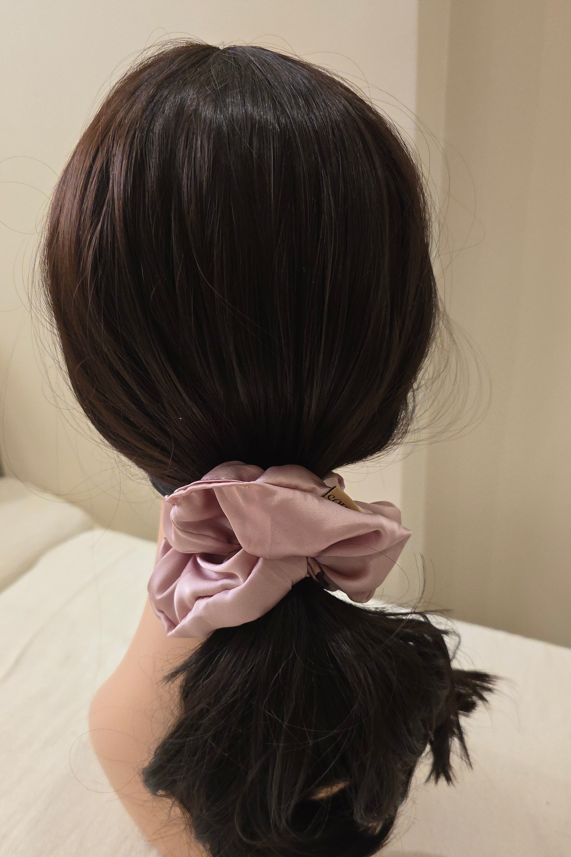 The Satin Scrunchie - Soe