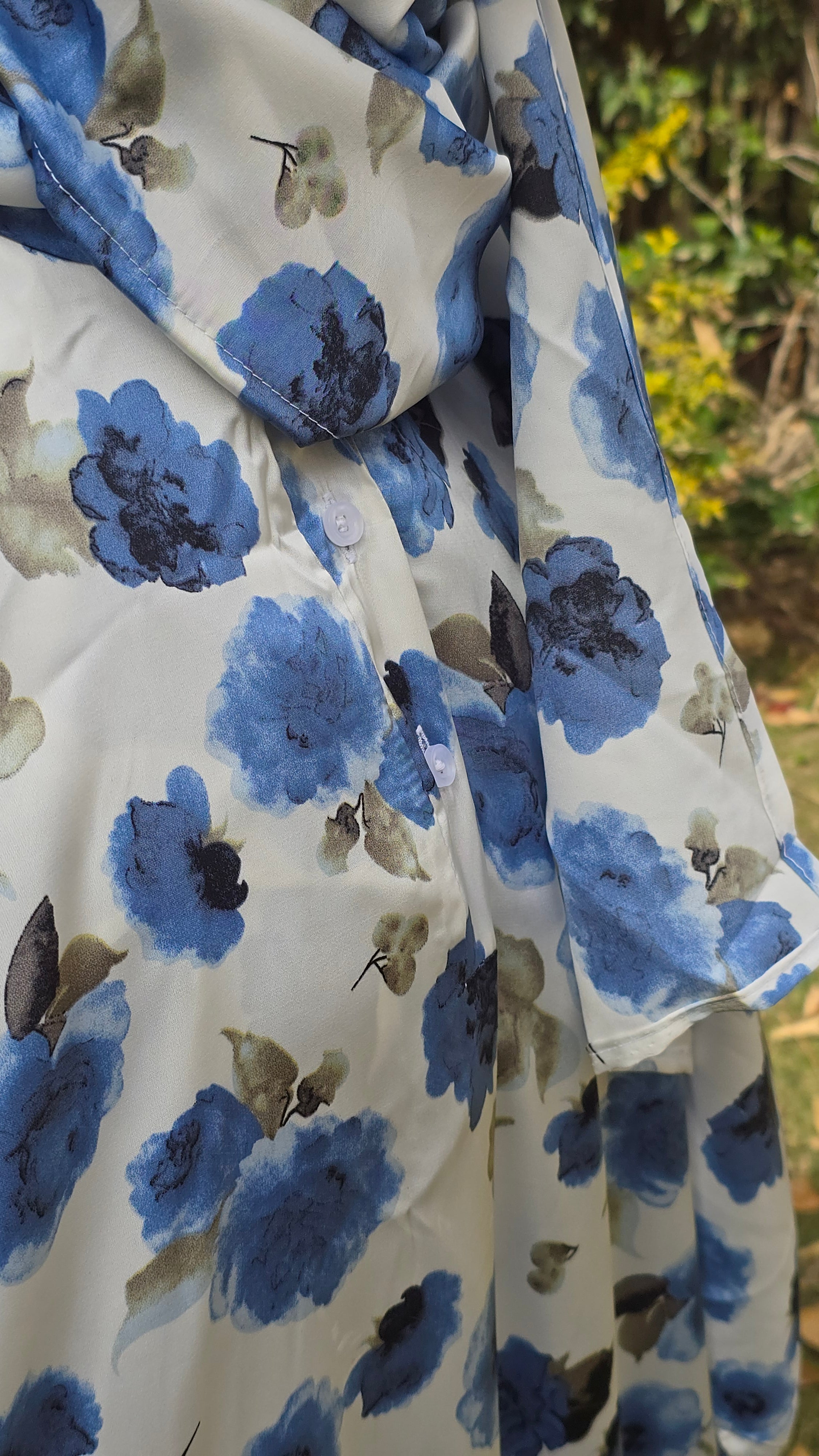 Isdal Amira - Blue
