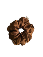 The Satin Scrunchie - Soe